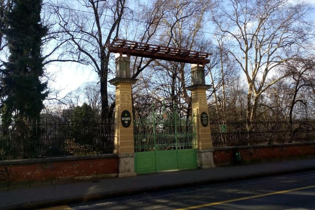 Zagreb Botanical Garden Budget Apartment Eksteriør bilde